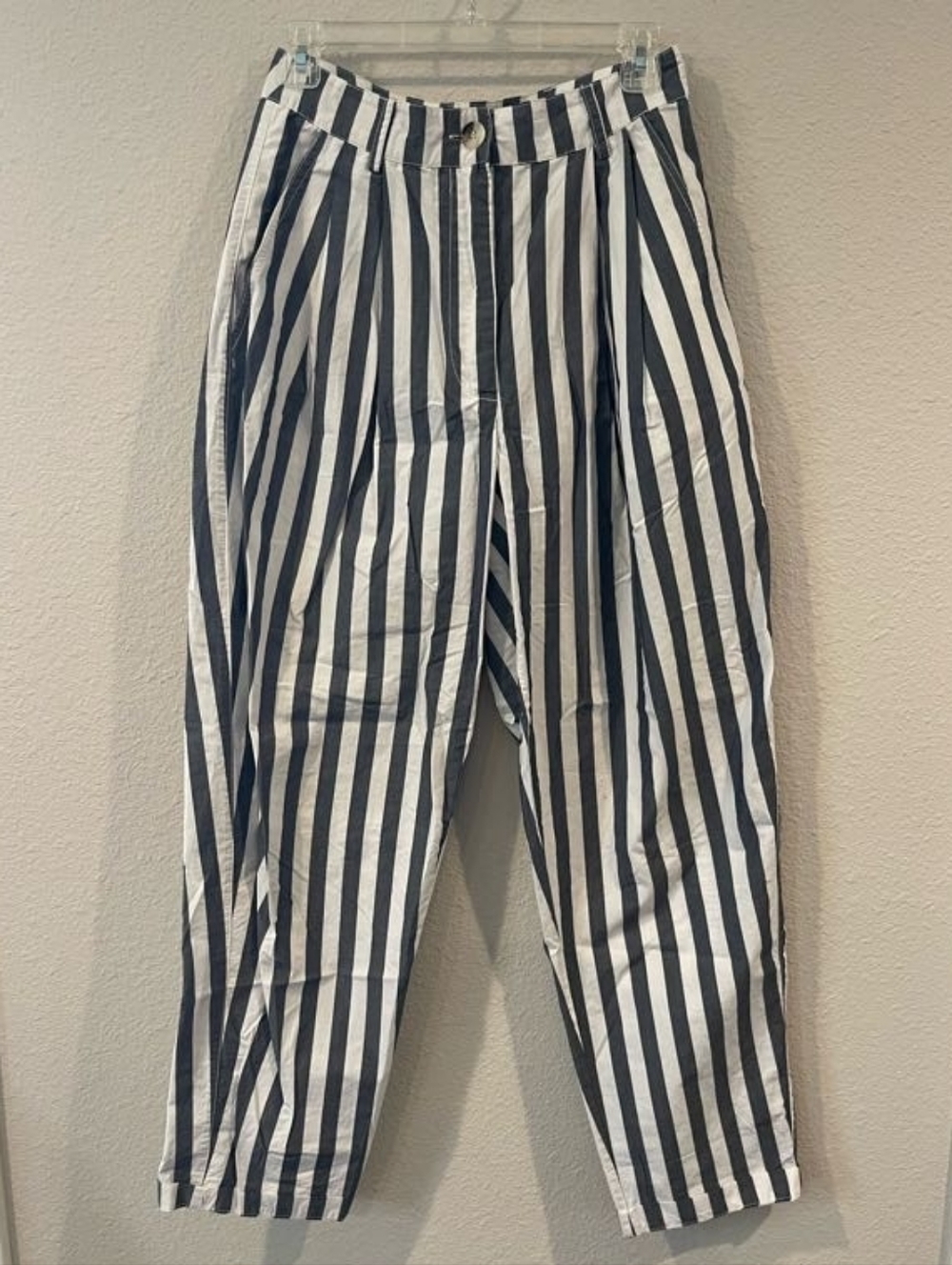 Urban Outfitters Womens Grey White Striped Nautical Tapered Barrel Pants SZ 4